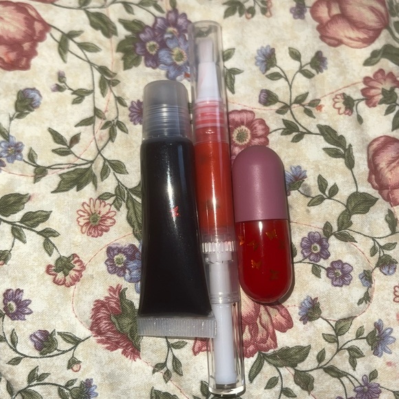 Halloween lipgloss sets; ask for individual price - Picture 2 of 5